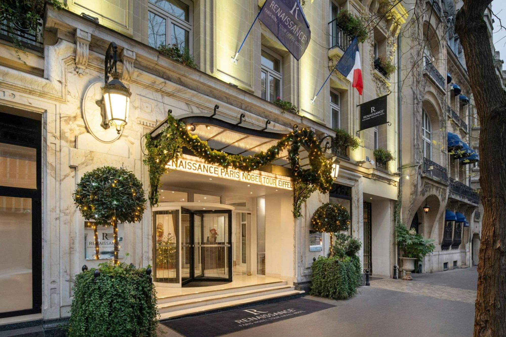 Hotel Renaissance Nobel Tour Eiffel 4*